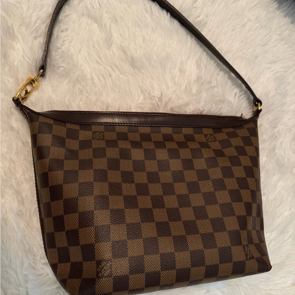 Louis Vuitton Illovo MM - Picture 13 of 15